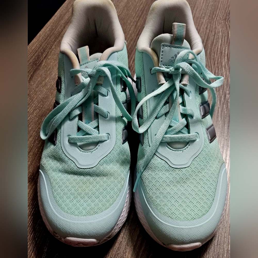 Girls Adidas Mint/white/silver athletic shoes size 5.5